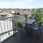 Andrea - - Free Parking アパート リュブリャナ