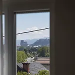 Andrea - - Free Parking * リュブリャナ