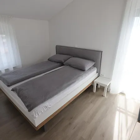 Apartment Andrea - *