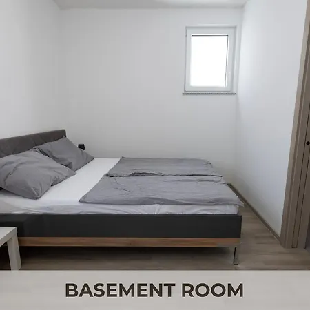 Andrea - * Любляна