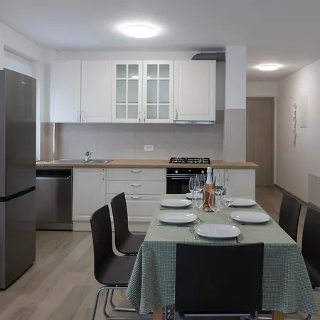 Apartment Andrea - - Free Parking *