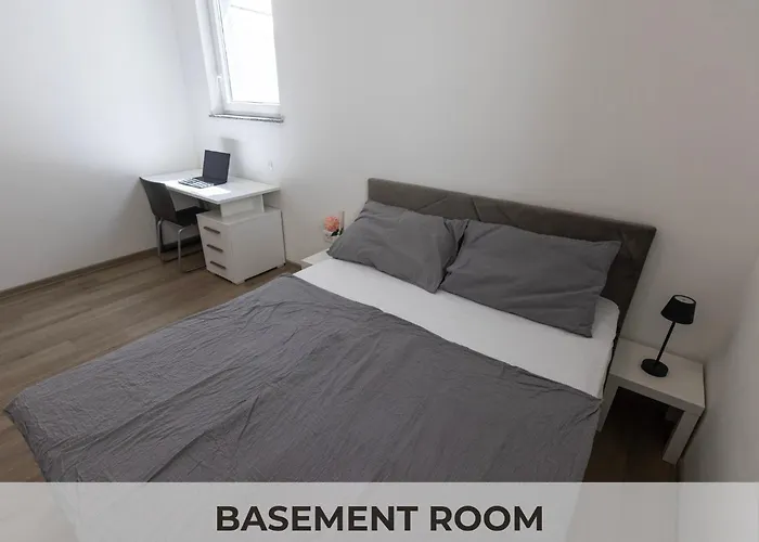 Apartment Andrea - - Free Parking