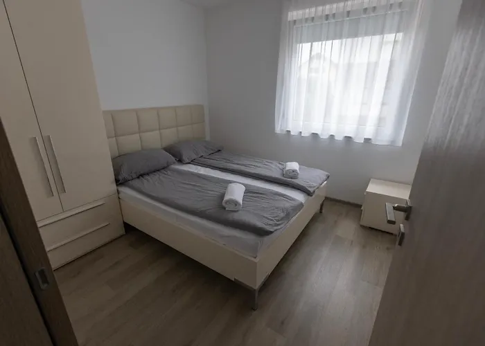 Apartma Andrea - - Free Parking *
